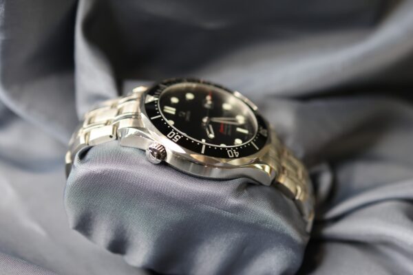 2010 Omega Seamaster 212.30.41.61.01.001 Black Dial