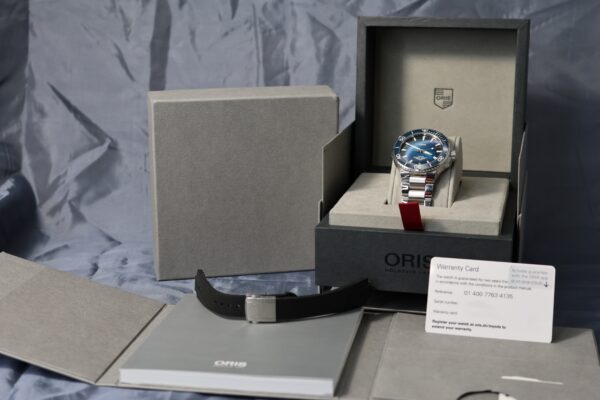 2022 Oris Aquis Date 0140077634135 Blue Dial