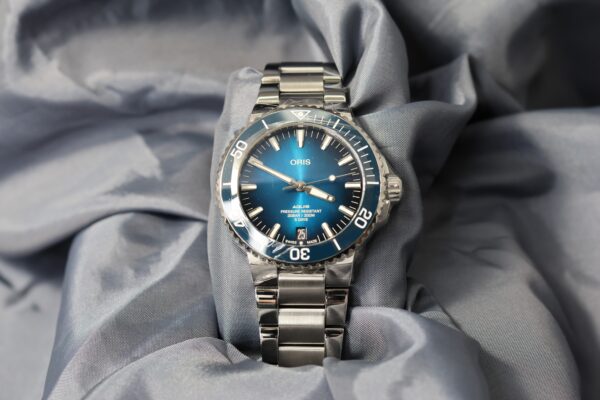 2022 Oris Aquis Date 0140077634135 Blue Dial
