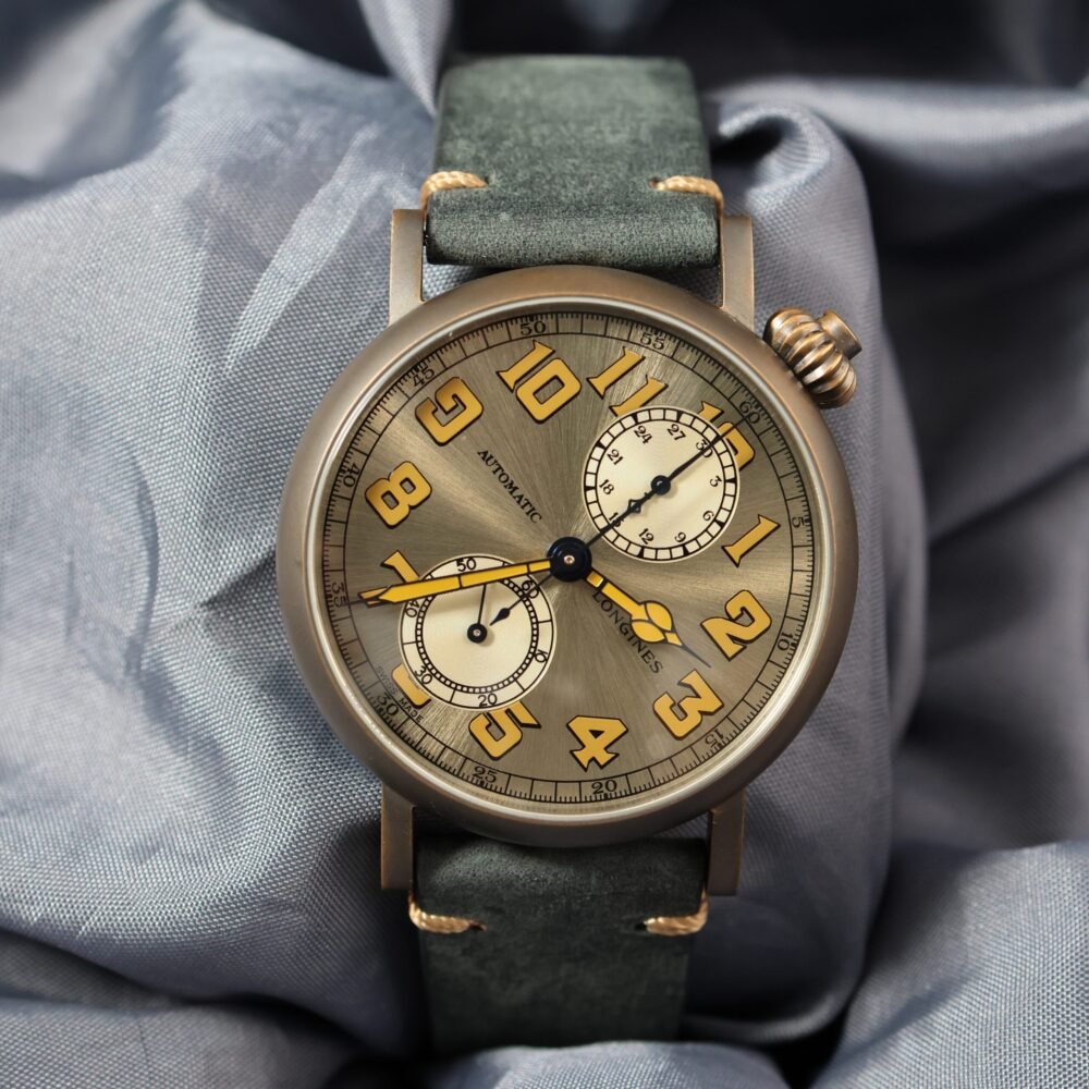 Longines Avigation 41mm L2.812.4.53.2 black dial pilot watch front view