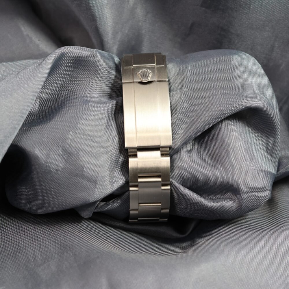 Rolex Explorer 124270 Oyster bracelet Oysterclasp stainless steel clasp