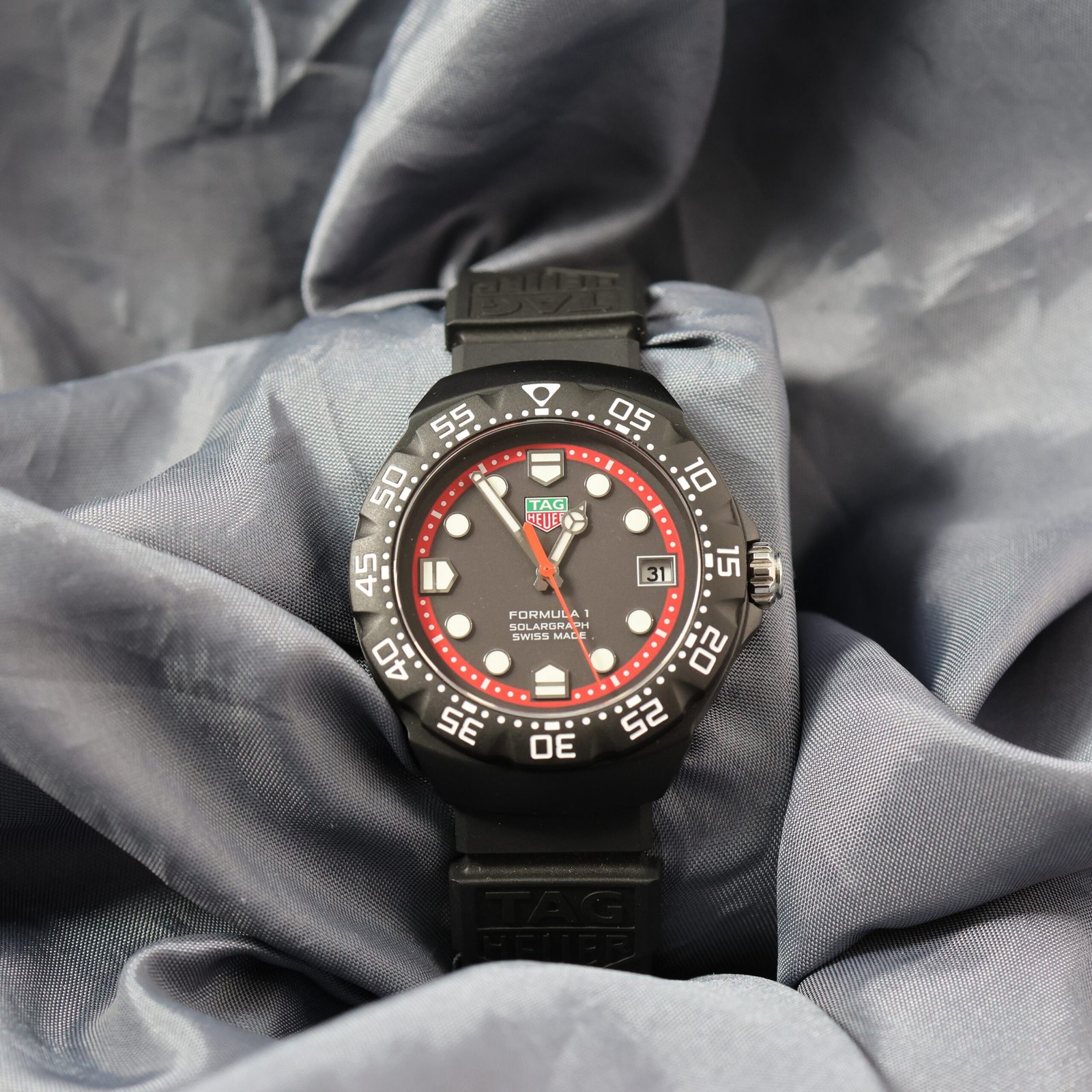TAG Heuer Formula 1 Solargraph 38mm WBY1114.FT8084 black and red dial watch front view