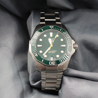 TAG Heuer Aquaracer Professional 300 Date 42mm Green Dial – Ref. WBP5116.BA0013 (2024)