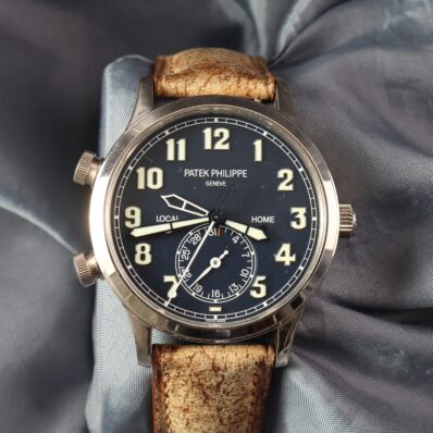 18k White Gold Patek Phillippe Calatrava Pilot 42mm Blue Dial – Ref. 5524G-001 (2020)
