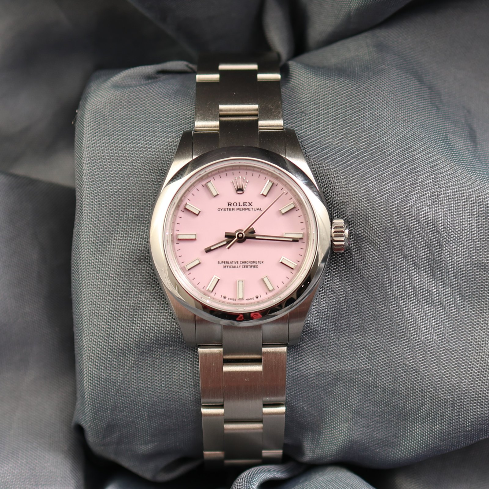Rolex Oyster Perpetual 28mm Candy Pink Dial Domed Oyster – Ref. 276200 (2026)