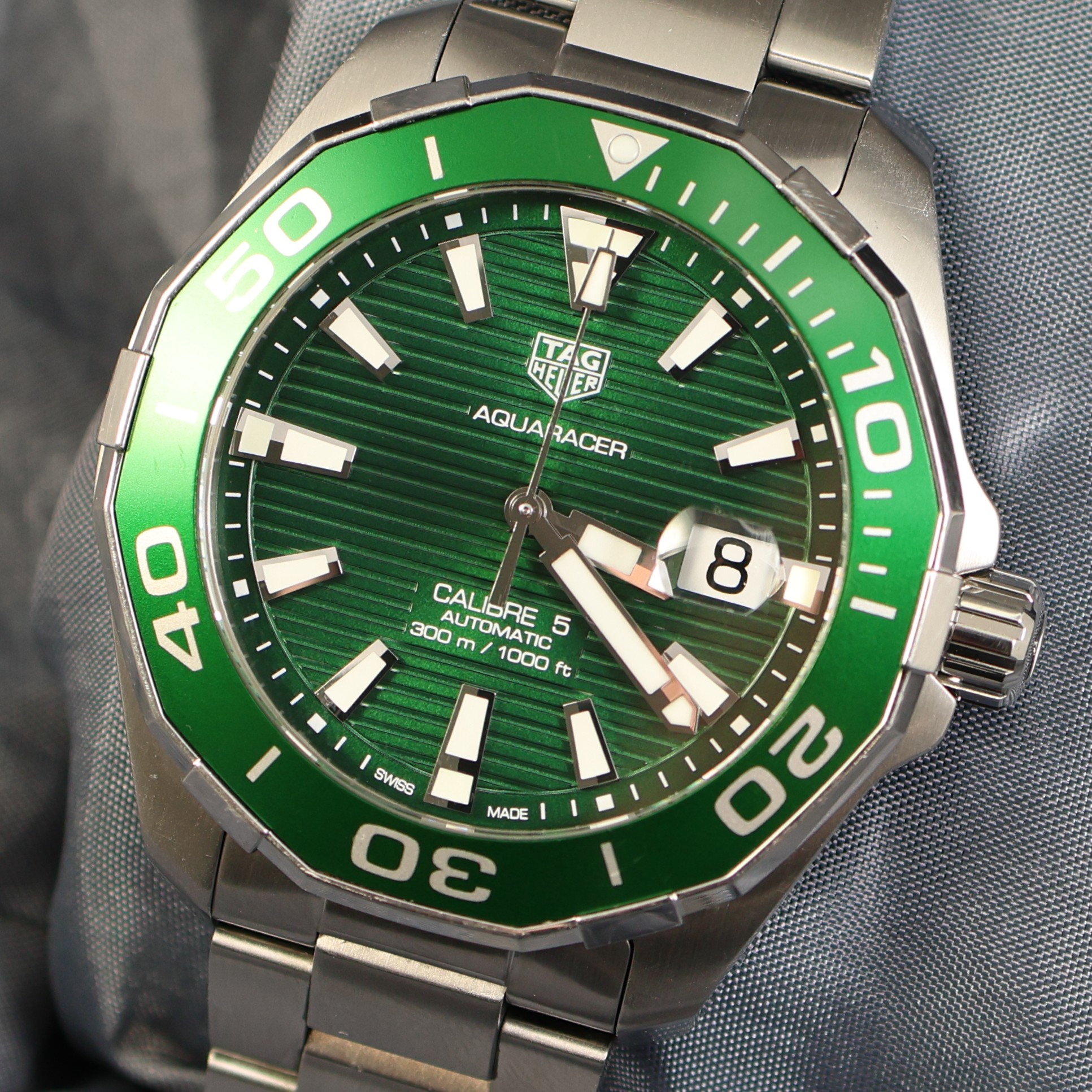 TAG Heuer Aquaracer Calibre 5 43mm Green Dial – Ref. WAY201S.BA0927 (2020)
